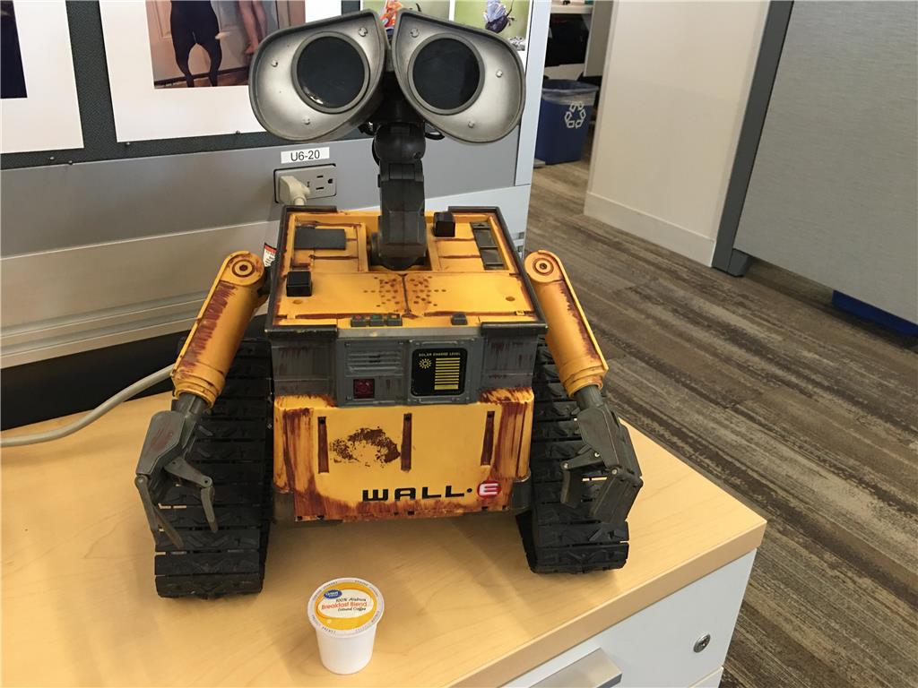 Jstarne1's 4 Sale- RARE HUGE Ultimate Wall-E. Excellent For A Synthiam Project Or Collectors Item :)
