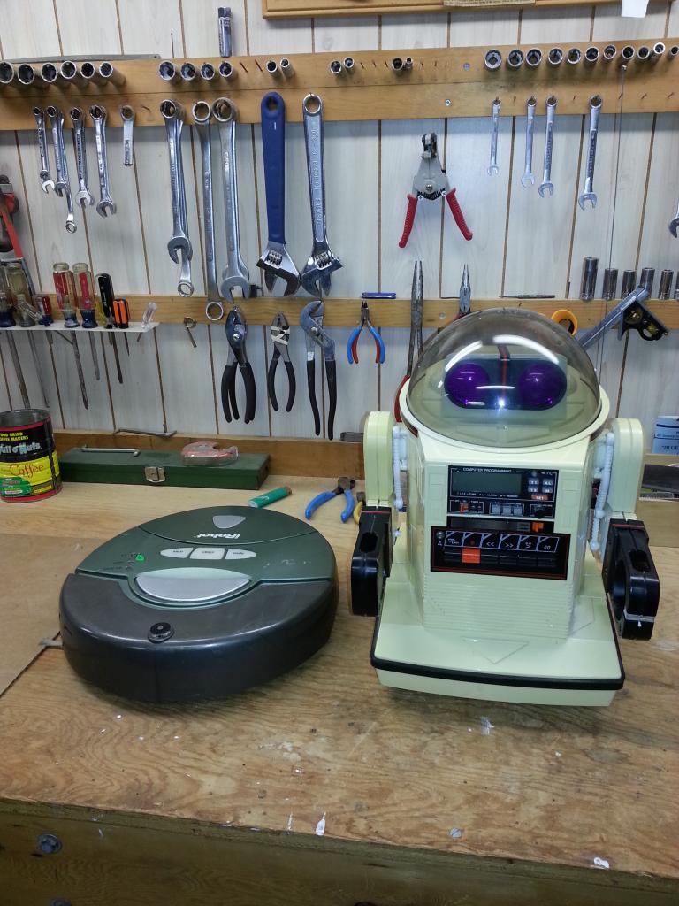 Jer361's Romni The Omnibot/Roomba Hack