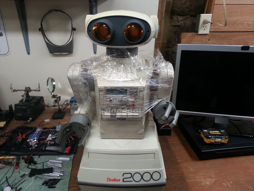 Charleybot's Project Multi-Omnibots 2000