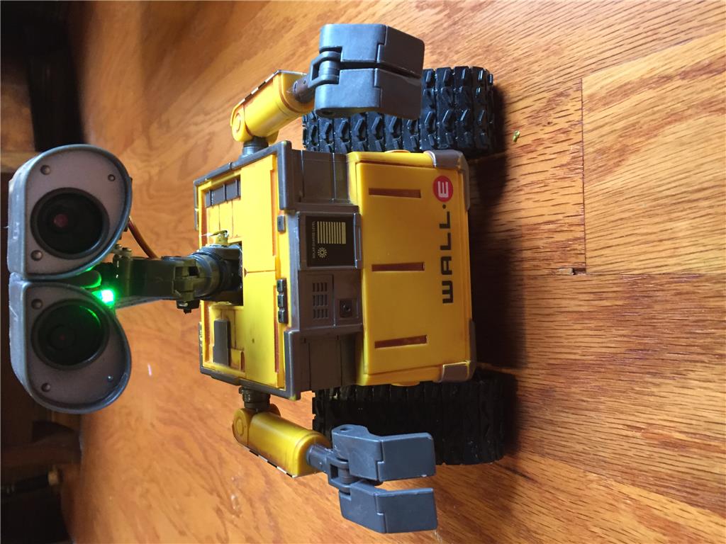 Sssuhl's Late 2017 Wall-E (Yet Another Wall-E)