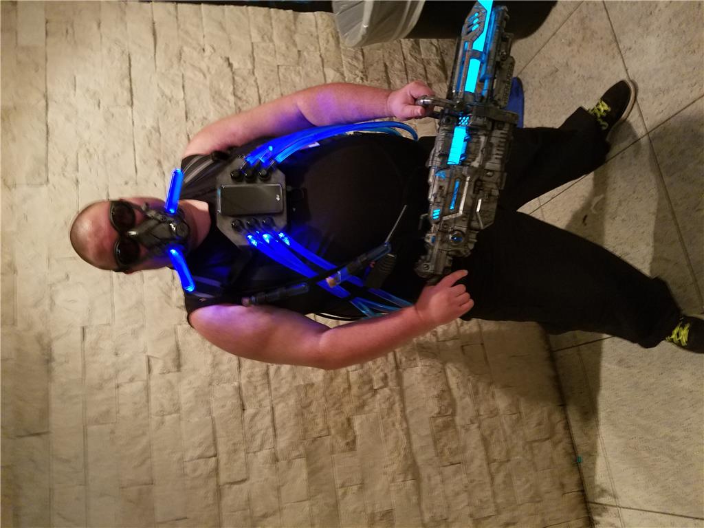 Jstarne1's Mr Freeze Costume Controlled By Android Phone Mobile App